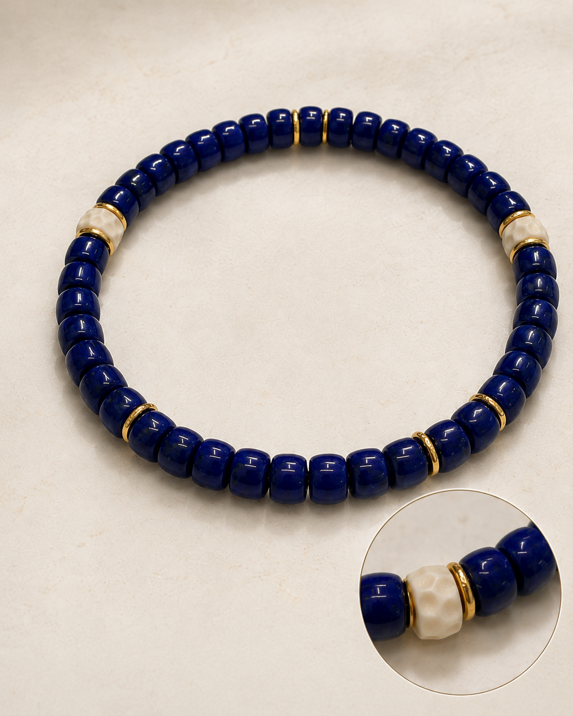 Lapis Lazuli Stretch Bracelet resin accent bead and stretch structure detail